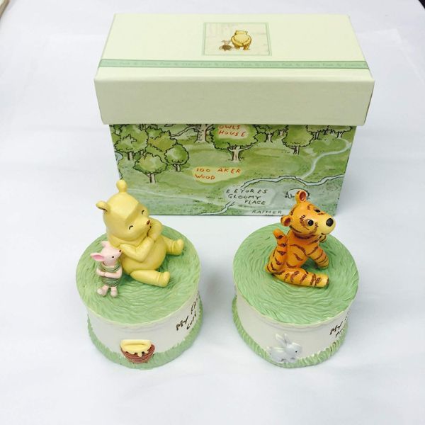 Winnie the Pooh Baby Tooth Curl Infant Gift Set Keepsake Boxes